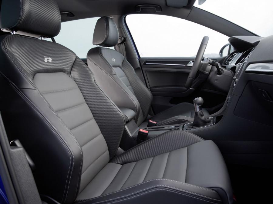  Volkswagen Golf R 5-Door 2013 года  (фото 13 из 100)